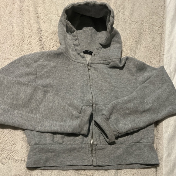 Brandy Melville Sweaters - Brandy Melville Crop hoodie
